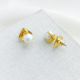 Brilliant Statements Mini Tri-Prong Stud Earrings (Cream/Gold)